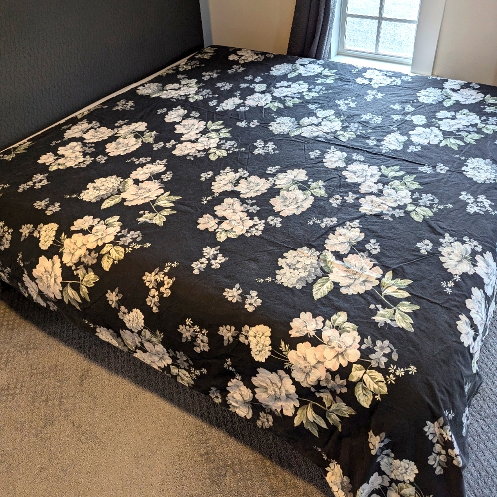 King Pottery Barn Duvet Floral